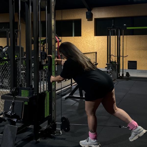 Rachel doing a cable kickback
